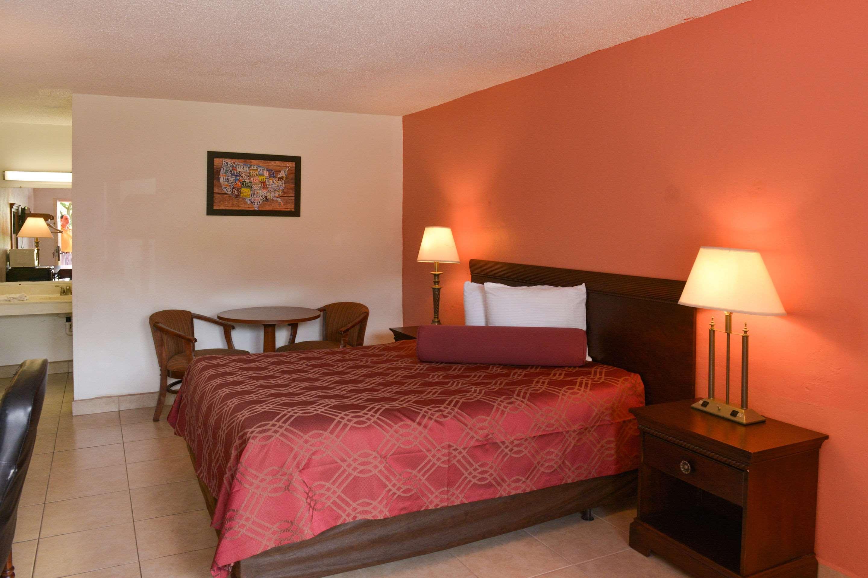 Econo Lodge North North Fort Myers Exterior foto